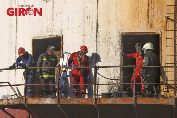 Derrumbe de un tabique en el área de la chimenea de la Central Termoeléctrica Antonio Guiteras