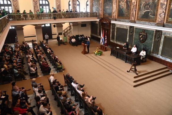 Silvio Rodríguez, Doctor Honoris Causa en Ciencias Sociales y Humanidades de la Universidad de La Habana