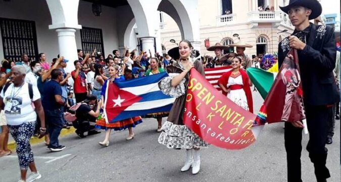 Desfile de la Serpiente del Festival del Caribe 2023