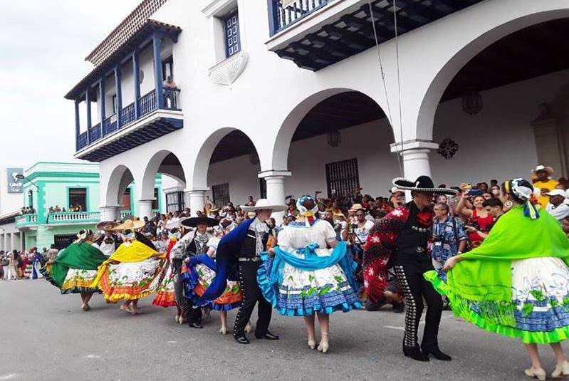 Desfile de la Serpiente del Festival del Caribe 2023