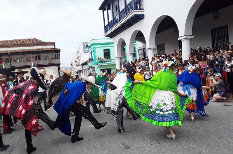 Desfile de la Serpiente del Festival del Caribe 2023