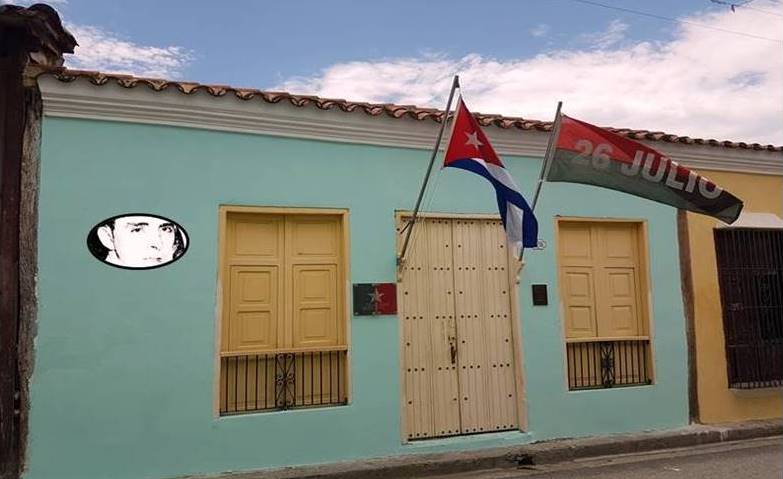 A Frank País tributo en Santiago de Cuba en el Día de los Mártires de la Revolución