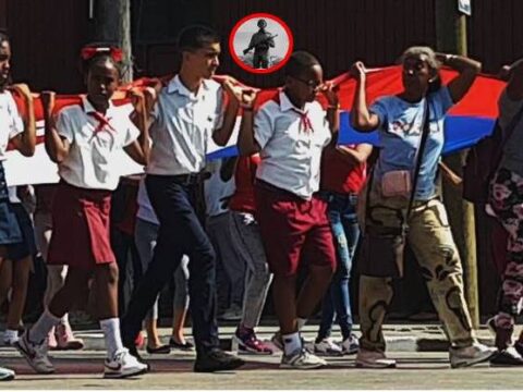 A Frank País tributo en Santiago de Cuba en el Día de los Mártires de la Revolución