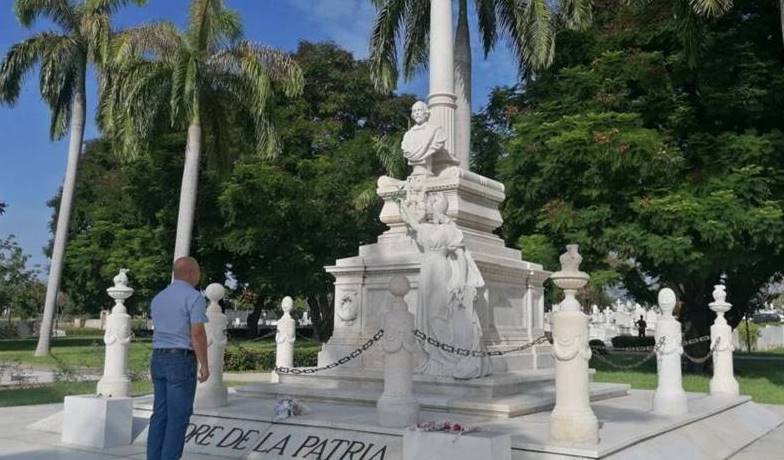 Roberto Morales Ojeda en visita de trabajo a Santiago de Cuba