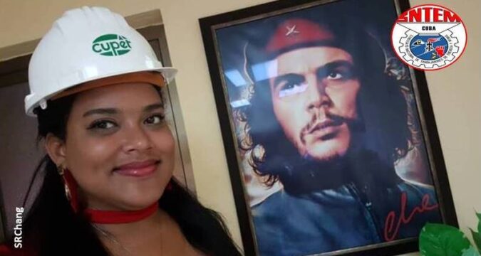 La joven Yissell Menéndez Despaigne, secretaria general del sindicato de los trabajadores de energía y minas en Santiago de Cuba