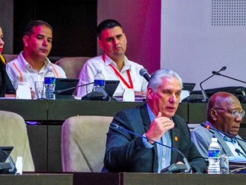 Díaz Canel ante la Asamblea Nacional del Poder Popular: Diputados cubanos.