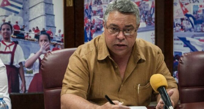 A la recuperación llama Secretario General de la CTC, Ulises Guilarte de Nacimiento
