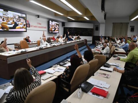 Buró Político en X Pleno del Comité Central