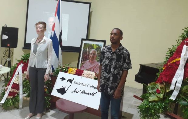 Homenaje al Dr Eduardo Torres Cuevas en Santiago de Cuba