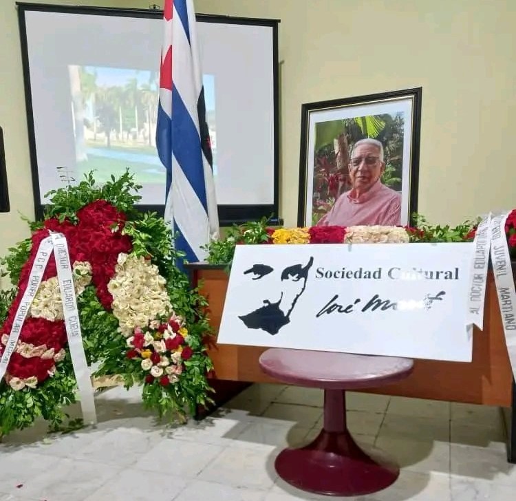 Homenaje al Dr Eduardo Torres Cuevas en Santiago de Cuba